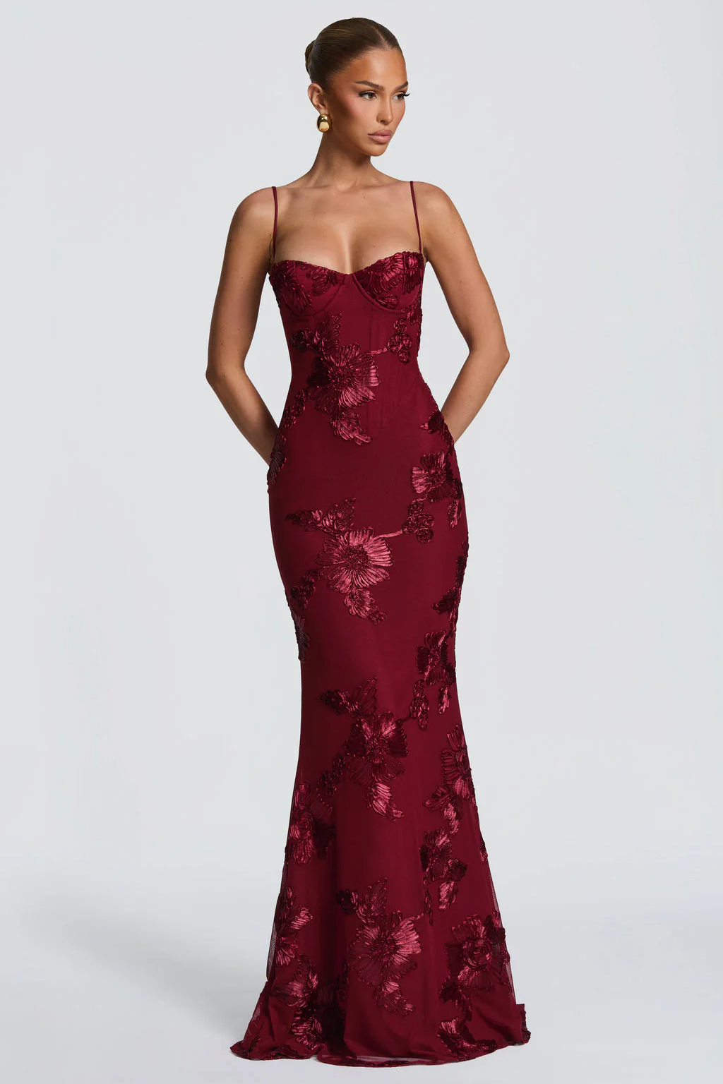 Women’s Elegant Floral Embroidered Strapless Mermaid Evening Gown