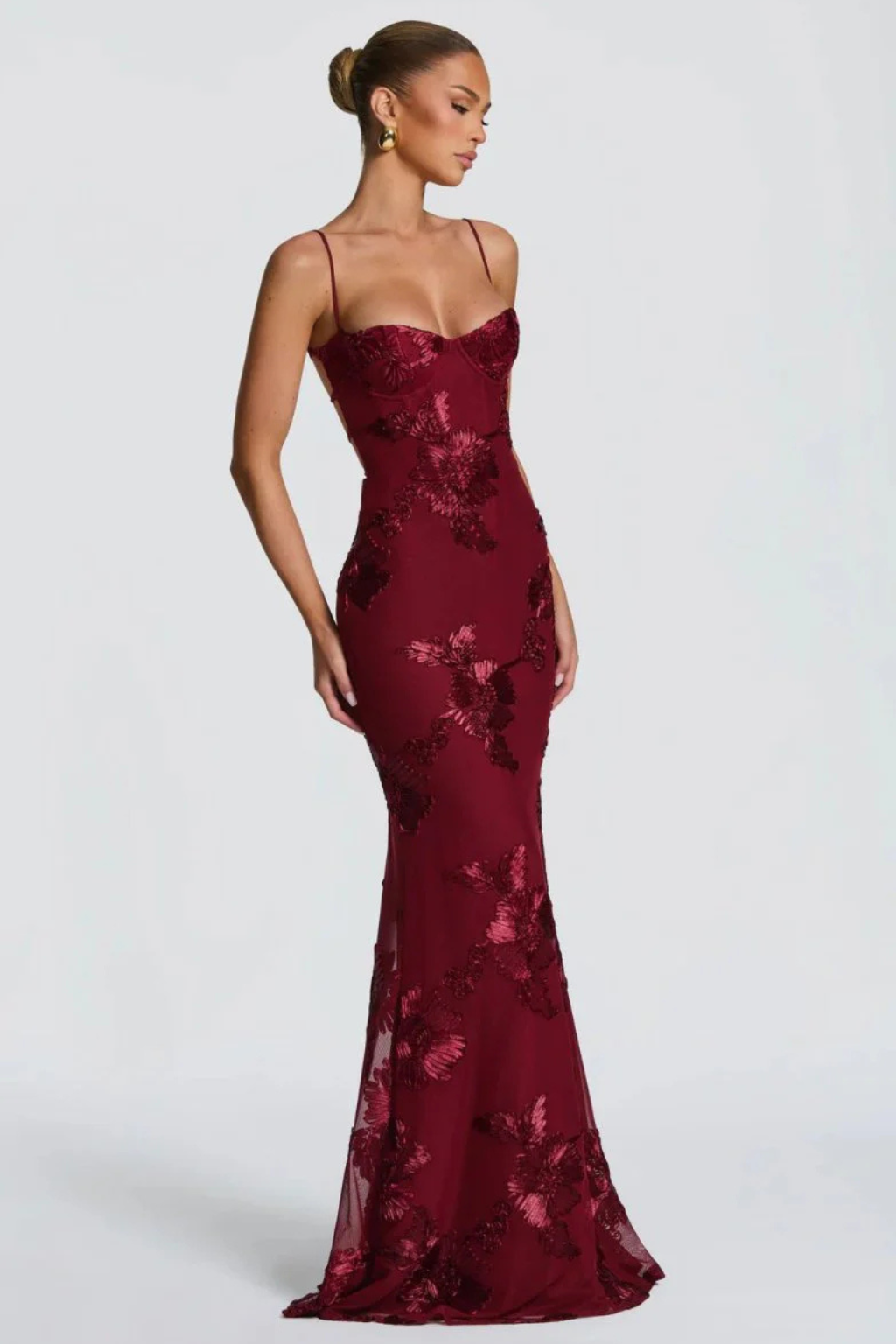 Women’s Elegant Floral Embroidered Strapless Mermaid Evening Gown