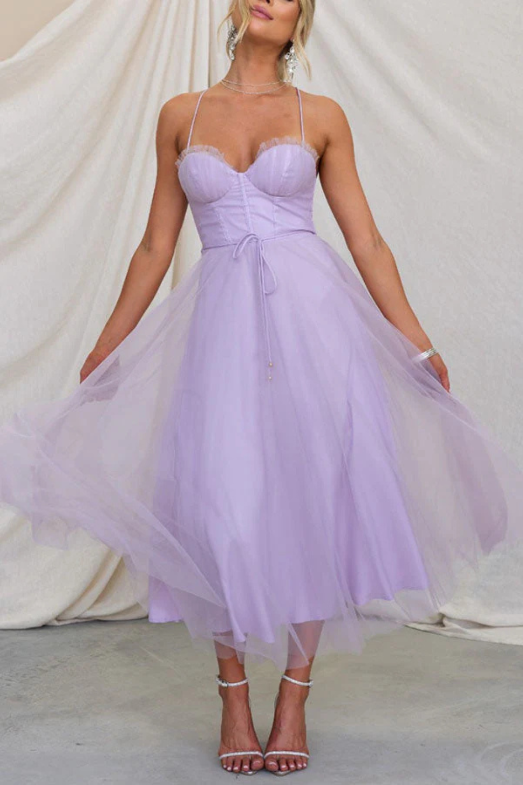 Women’s Layered Tulle Midi Dress with Sweetheart Bodice