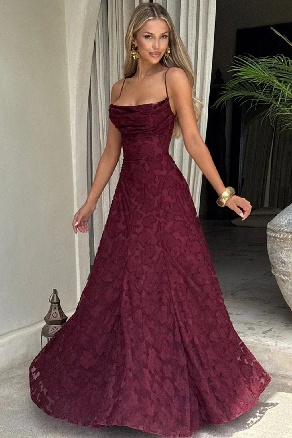 Women’s Lace Strap Backless Maxi Evening Dress
