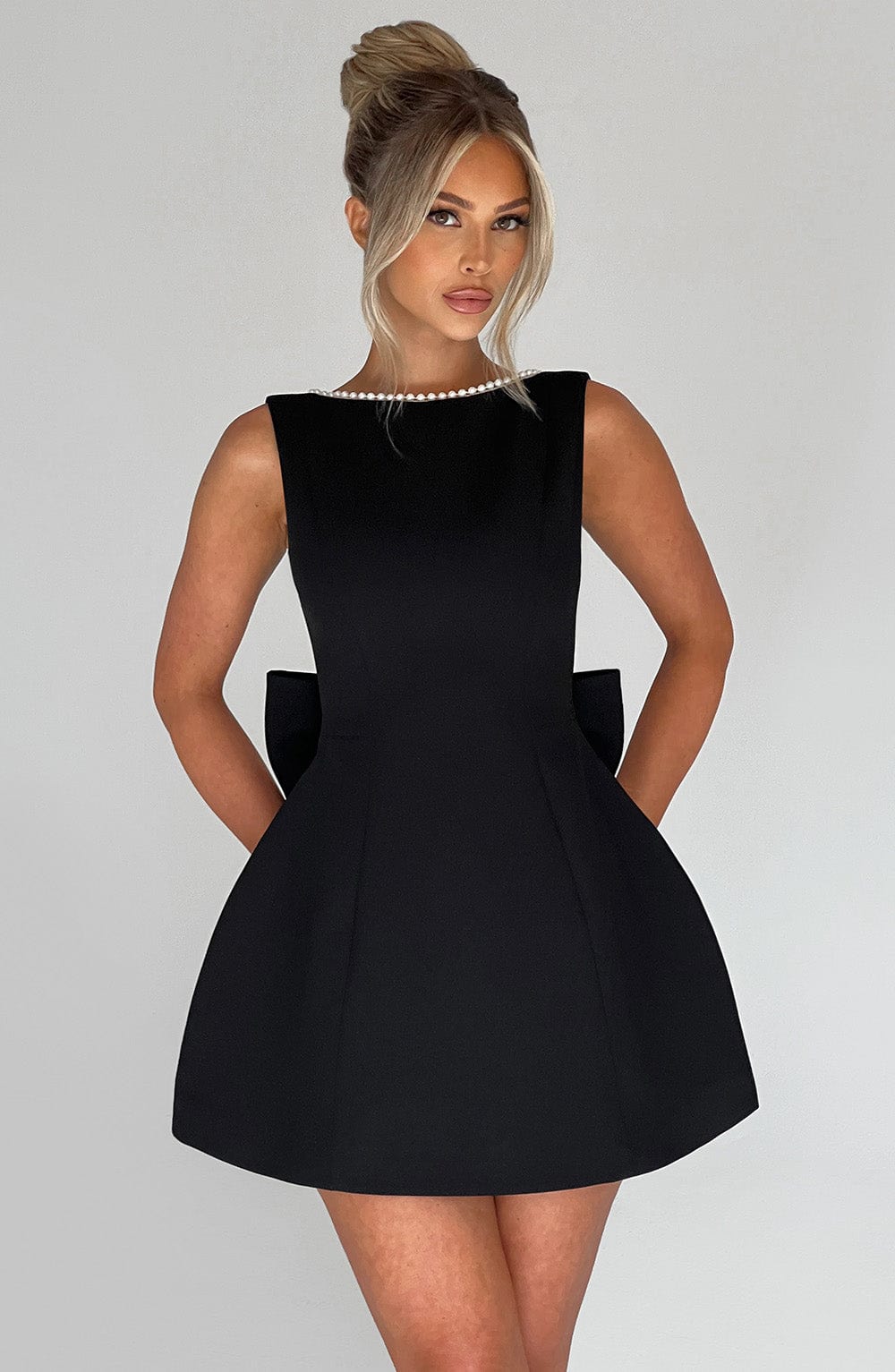 Elegant Open Back Bow Mini Dress for Women