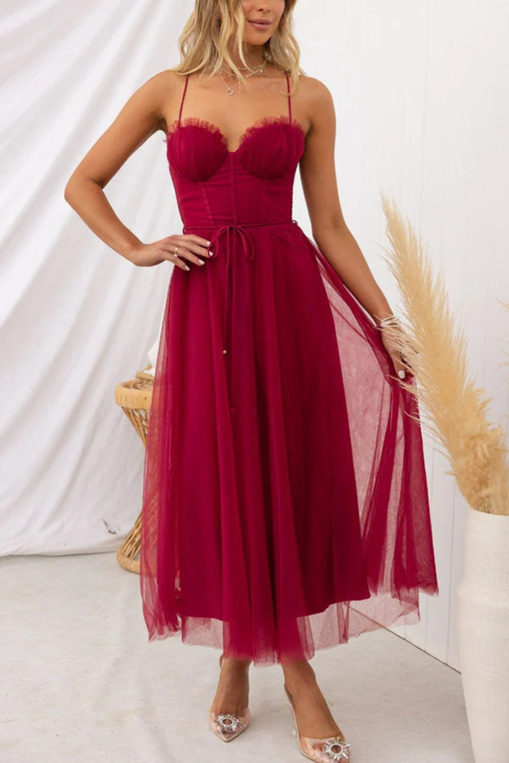 Women’s Layered Tulle Midi Dress with Sweetheart Bodice