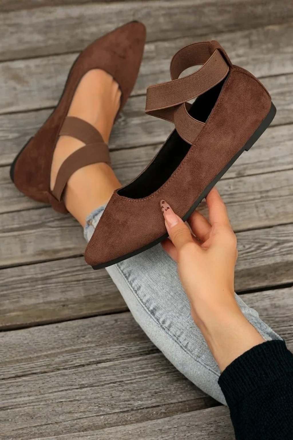 Women’s Pointed Toe Ballet Flats Cross Strap Mary Jane Shoes