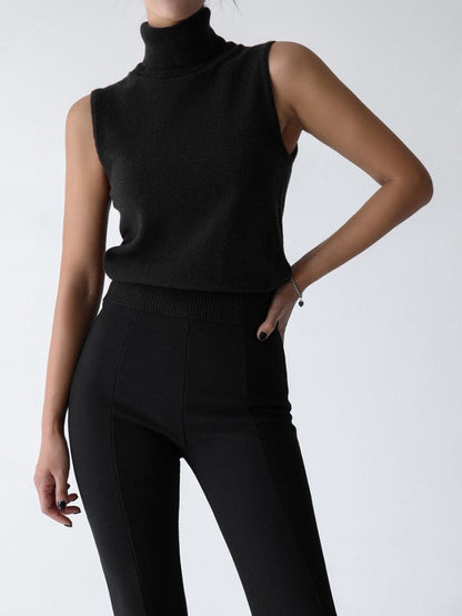 Women's Sleeveless Mock Neck Knit Top