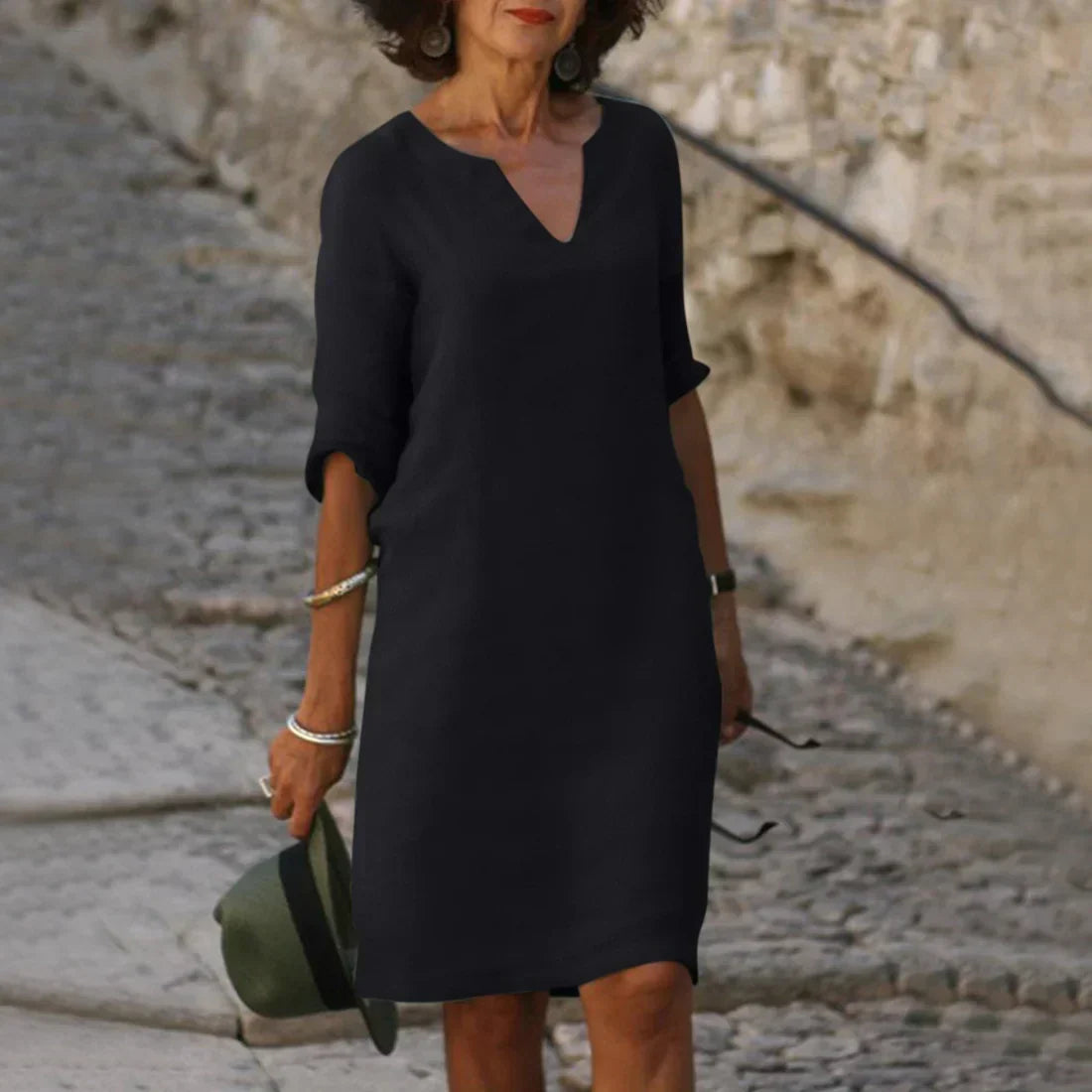 Women's Elegant V-Neck Mini Dress with Three-Quarter Sleeves