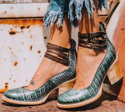 Women’s Vintage Buckle Strap Block Heel Shoes