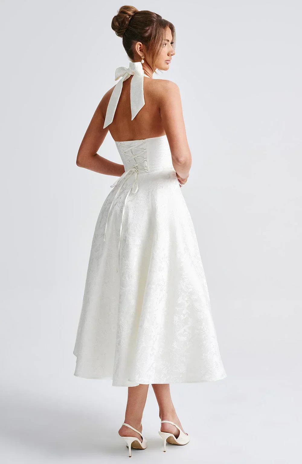 Women’s Halter Neck Midi Party Dress with Flared Skirt and Elegant Open Back