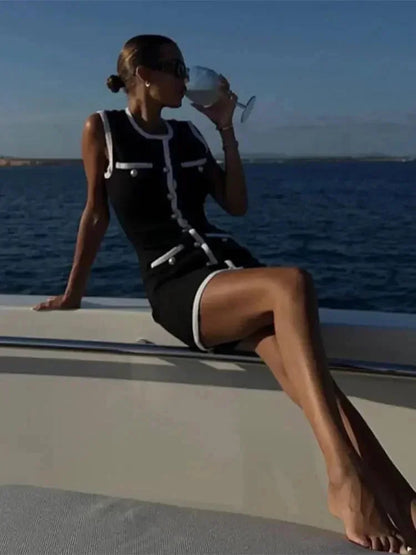 Women’s Contrast Trim Sleeveless Mini Dress