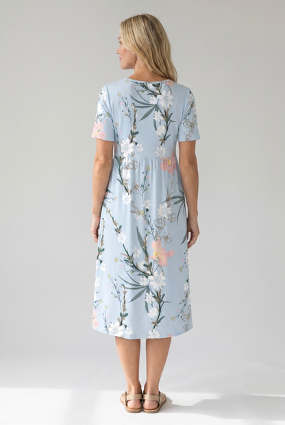 Women's Fresh Floral A-Line Round Neck Midi Dress